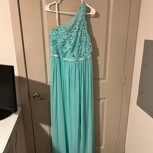 David’s Bridal Turquoise Dress